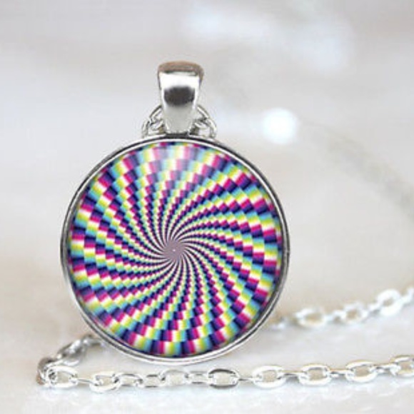 Jewelry - Optical Illusion Necklace